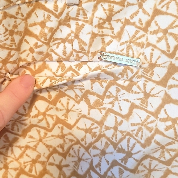 Michael Kors Cream, &Tan Designer Pant - Picture 4 of 9